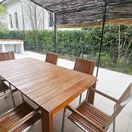 Villa Bacchus *